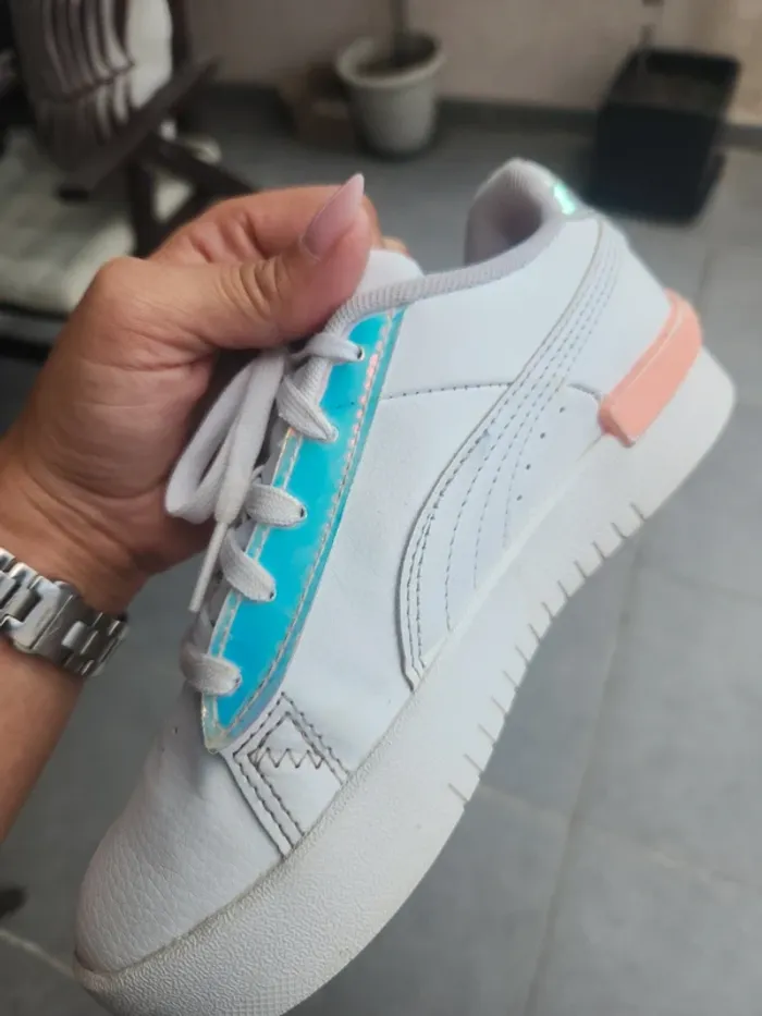 Puma fille blanche et irisé - photo numéro 9