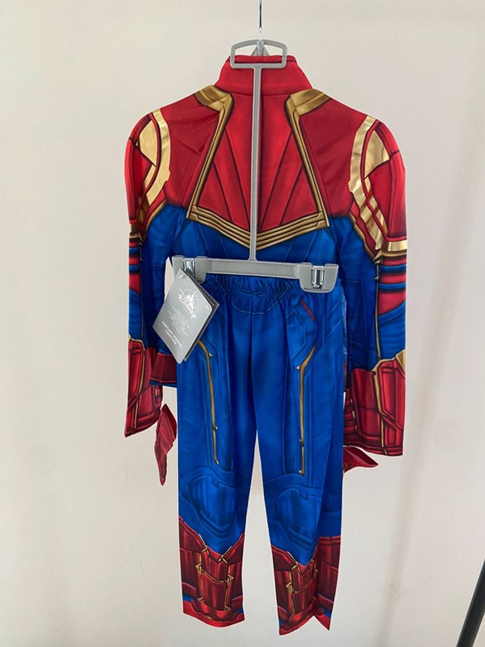 Disney Store Costume Déguisement Captain Marvel pour enfants (Neuf) 4ans - photo numéro 3