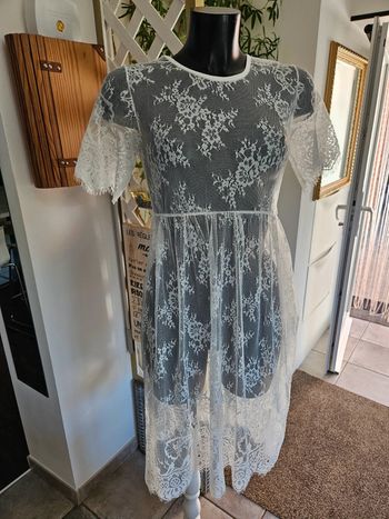 Robe dentelle blanche transparente taille S