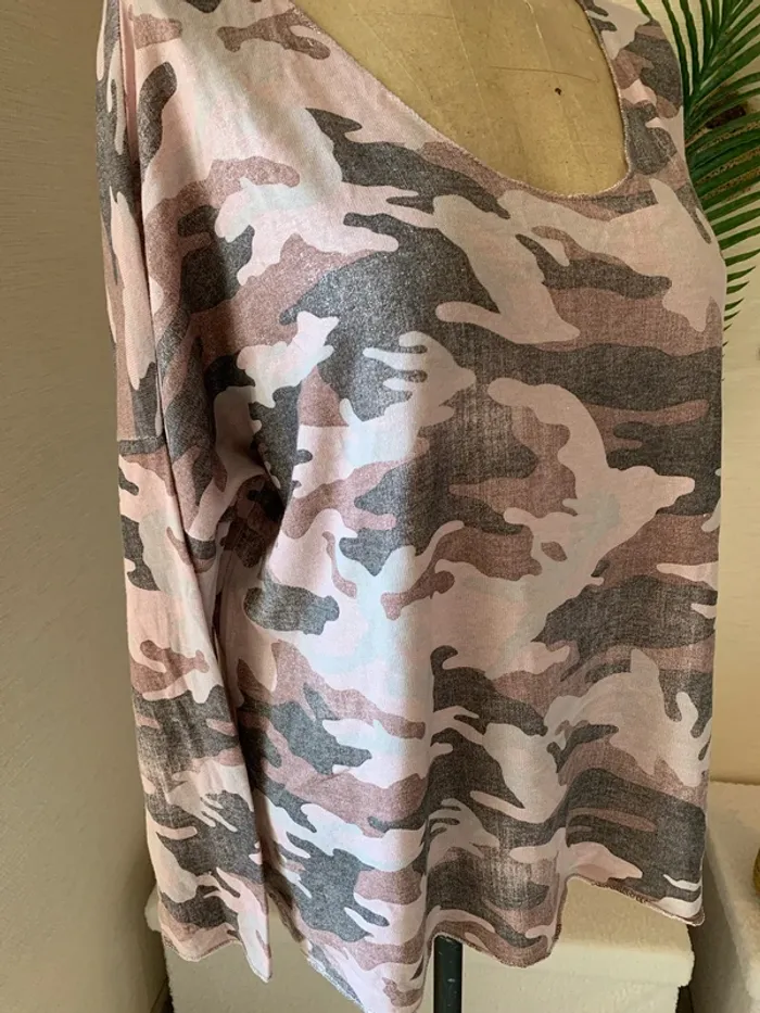 Blouse manches longues camouflage brillant femme - photo numéro 2