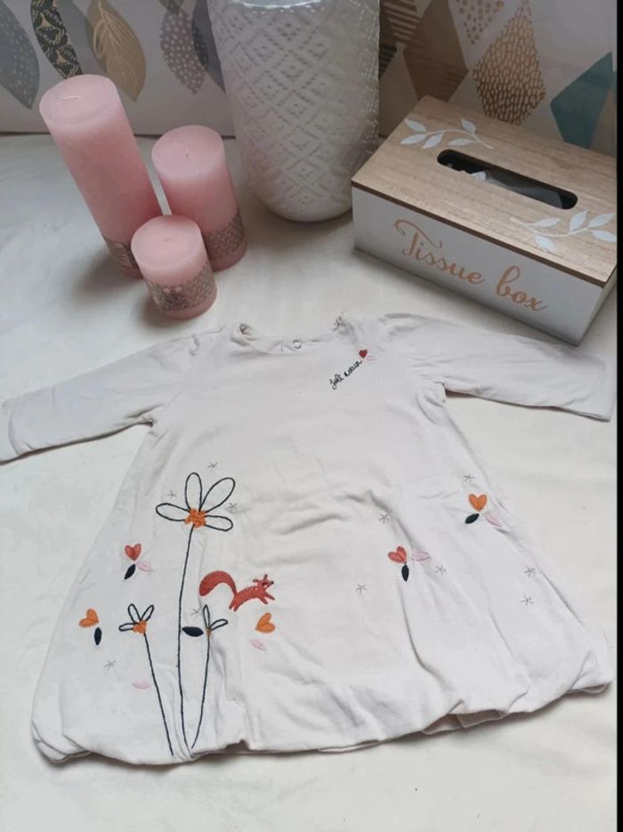 Superbe robe manches longues Catimini 6 mois