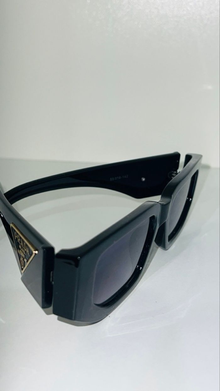 Lunette de soleil prada - photo numéro 5