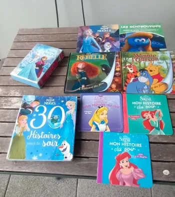 Lot de 7 livres Disney