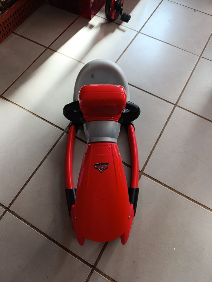 Simulateur de course Cars - photo numéro 2