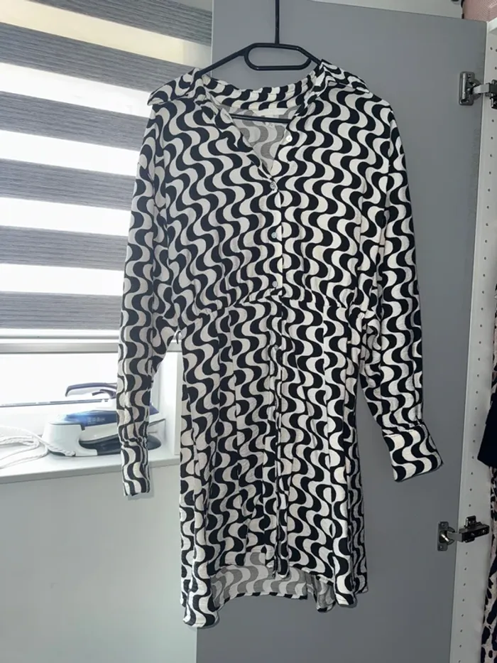 Robe chemise taille S neuf - photo numéro 2