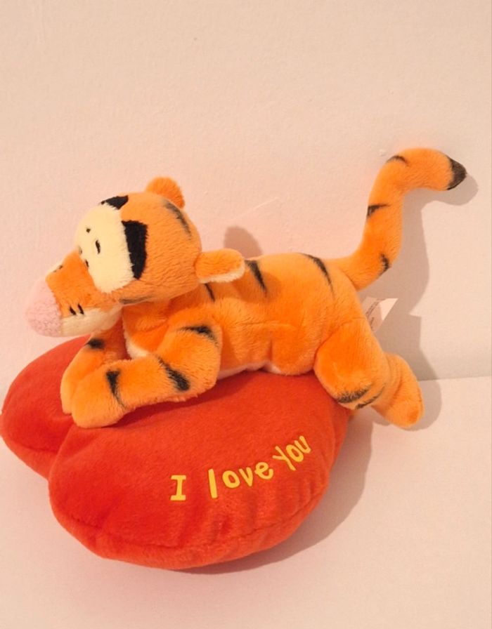 Peluche cœur Tigrou - photo numéro 2