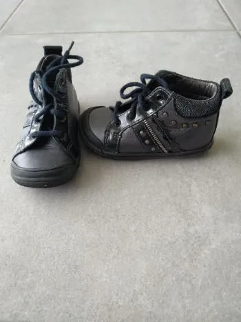 Chaussures pointure 20