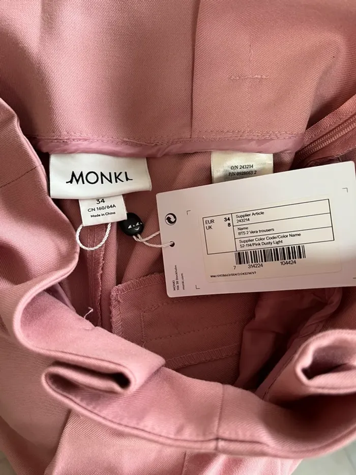 pantalon ceinturé rose large Monki - photo numéro 4