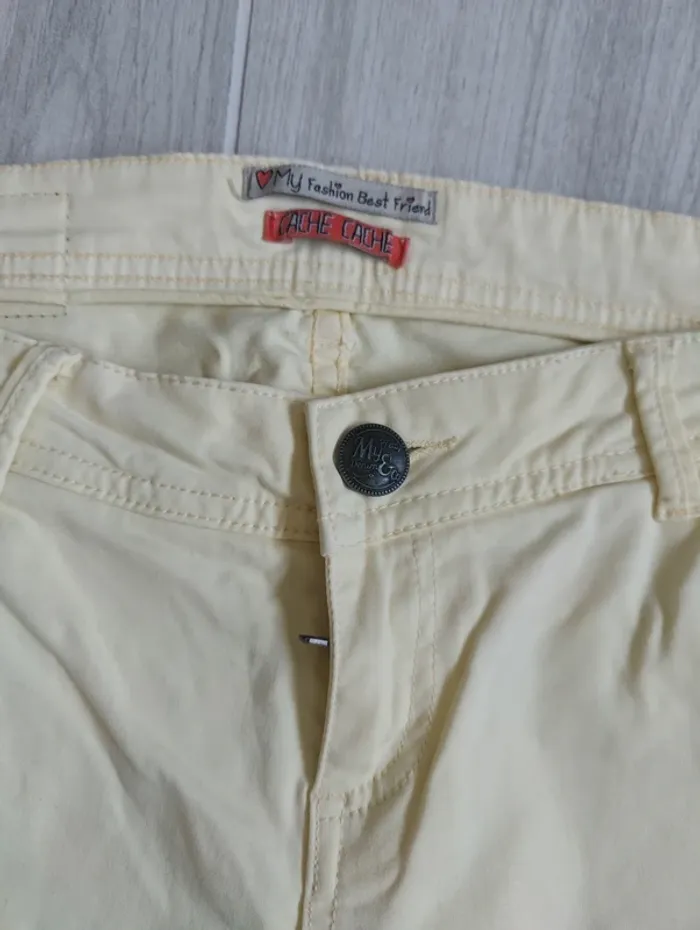 Pantalon jaune - photo numéro 3