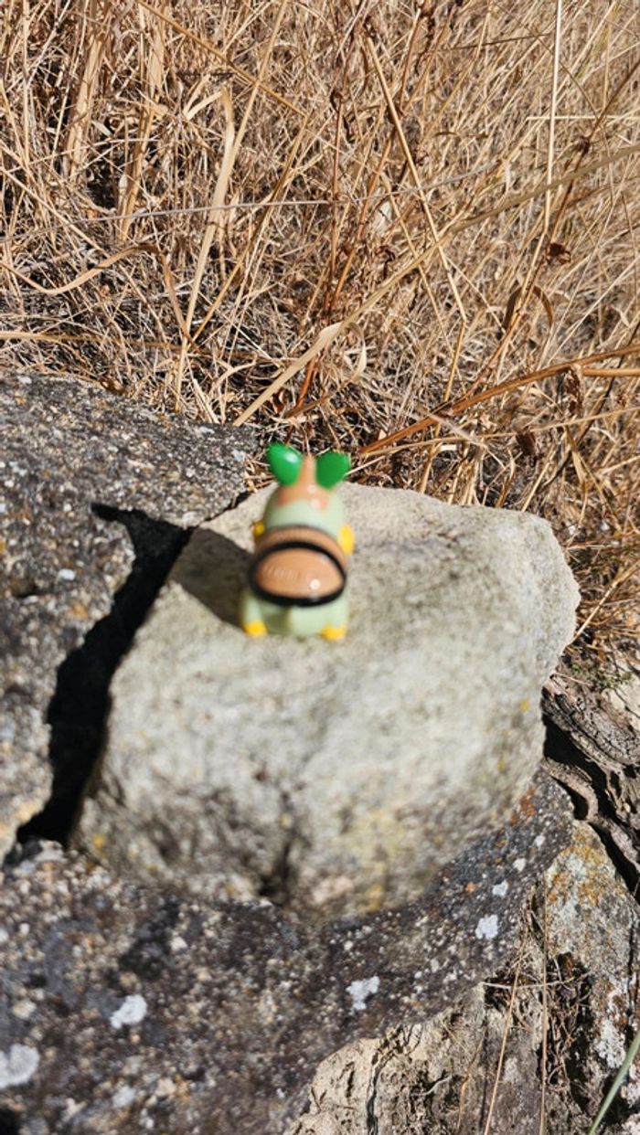 Super figurine Pokemon Nintendo finger puppet tortipouss - photo numéro 3