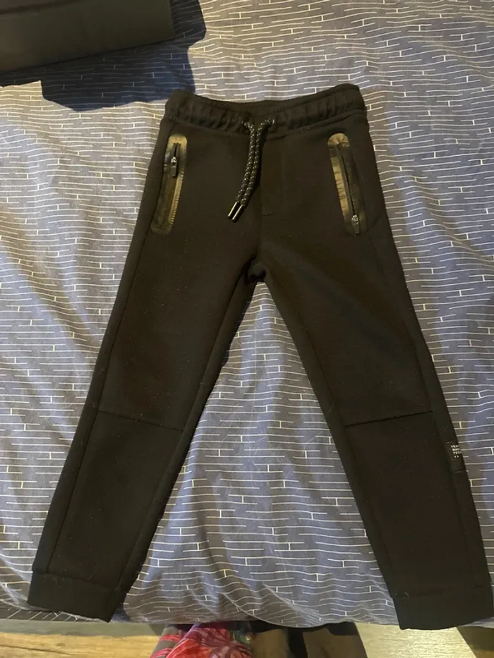 Lot pantalon 5 ans - photo numéro 4