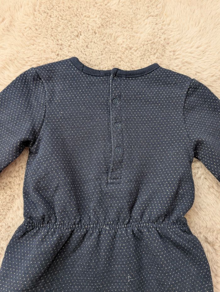 Robe bébé fille KIABI 12 mois – bleu marine à pois dorés – très bon état - photo numéro 5