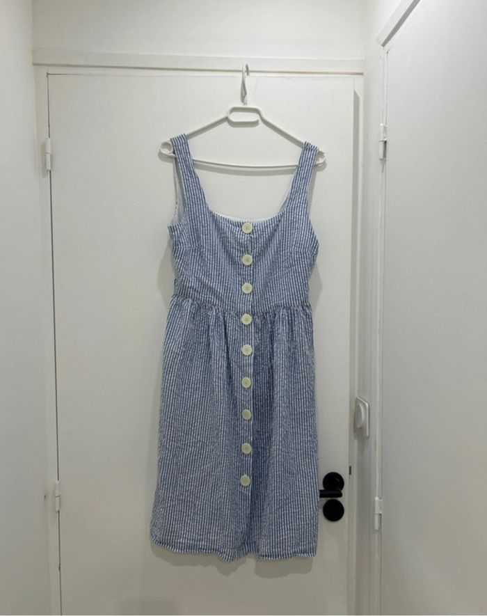 Robe d'été longueur genou taille 36