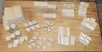 138 blocs en bois naturel