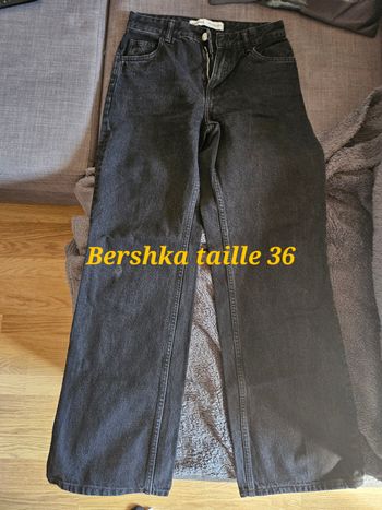 Jean noir large Bershka taille 36