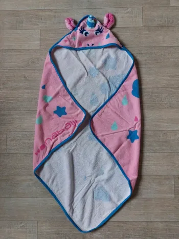 Serbiette de bain bébé licorne Décathlon