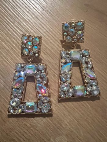 Boucles d’oreilles strass brillant