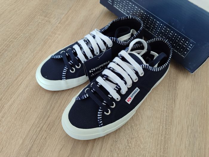 Baskets SuperGa neuves - photo numéro 1