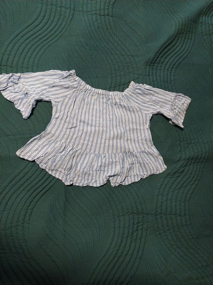 T-shirt blanc et bleu 5 ans - photo numéro 4