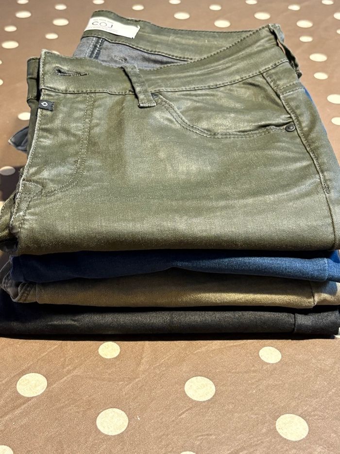 Lot 4 pantalons slim taille 38