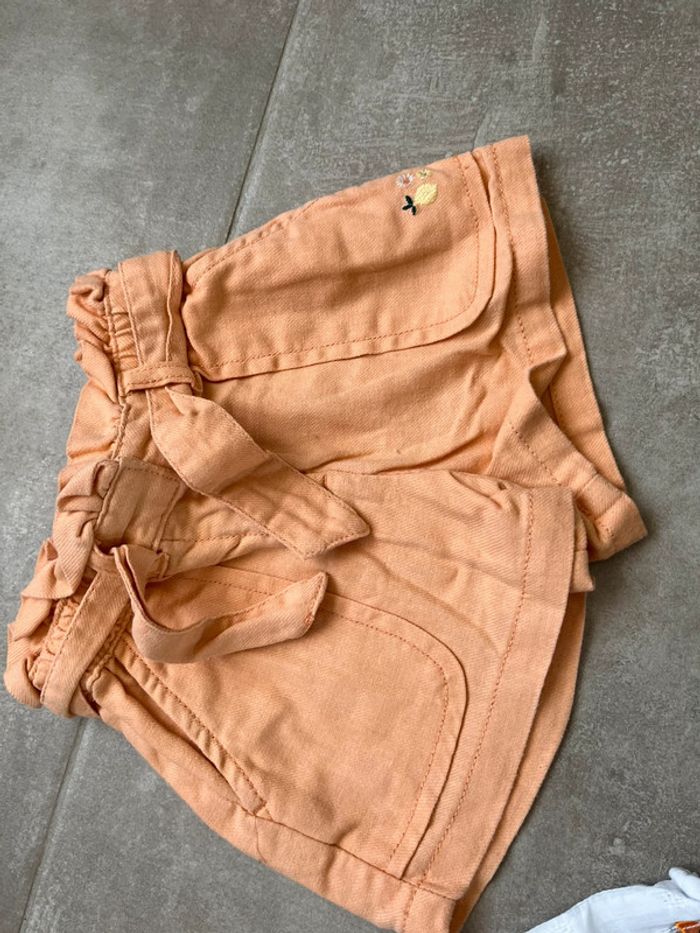 Ensemble citron 🍋 short - photo numéro 4