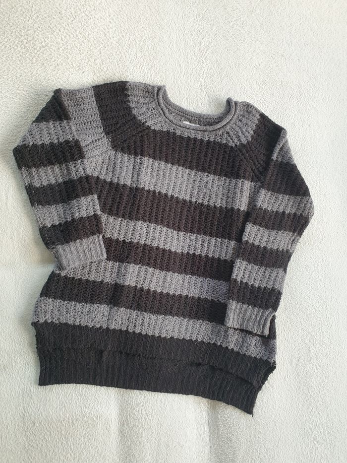 Pull femme M noir et gris