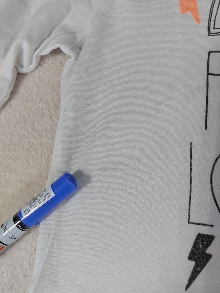 Lot rouge et blanc  T shirt ML 24 mois - photo numéro 5