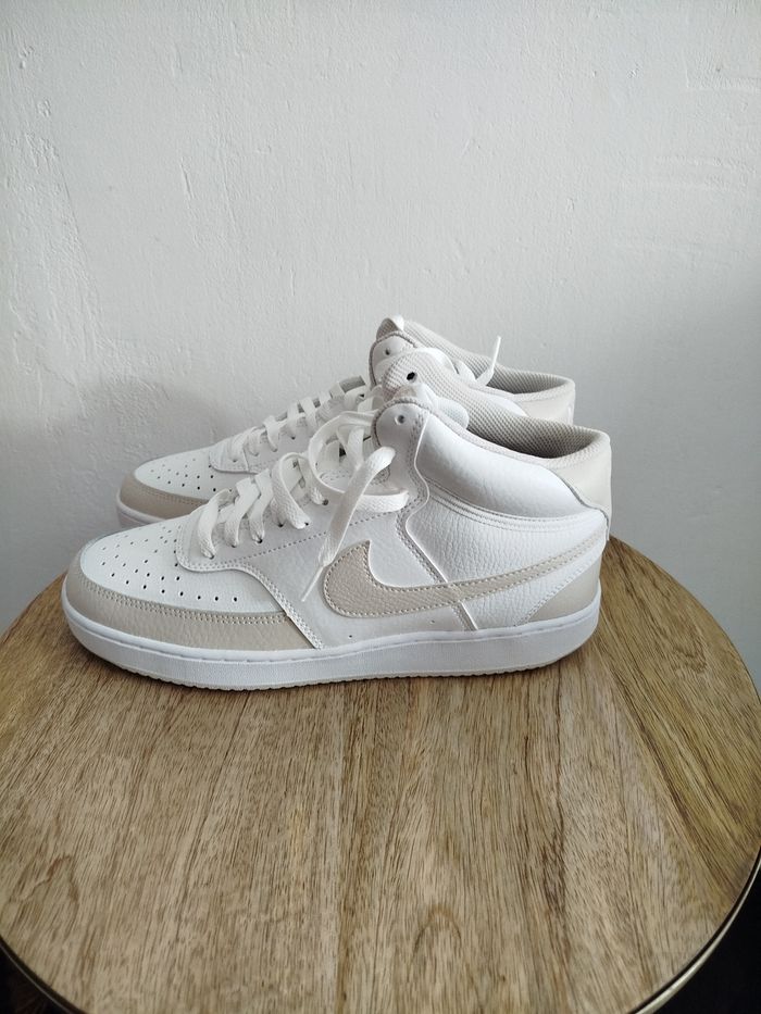 Baskets Nike T43 - photo numéro 4