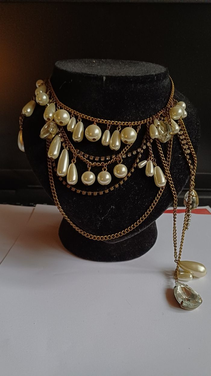 Collier vintage de style baroque  doré strass et perles - photo numéro 2