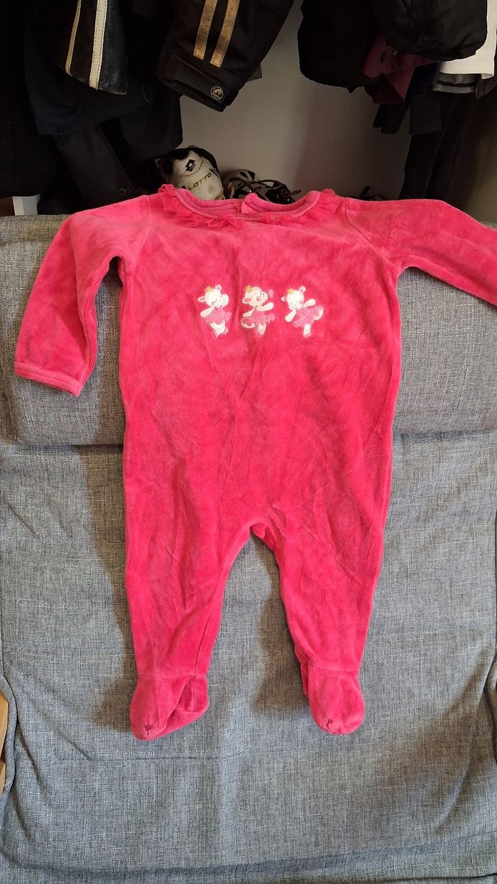Pyjama 9 mois - photo numéro 2