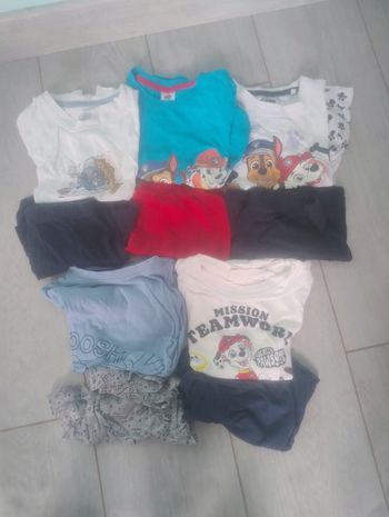 Vends lot 5 ensembles tchirts shorts 4 ans paw patrol
