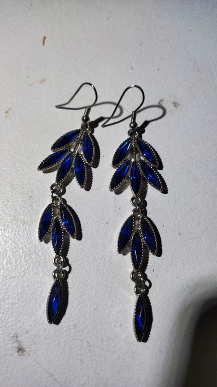 Belles pendantes Bleues - photo numéro 4