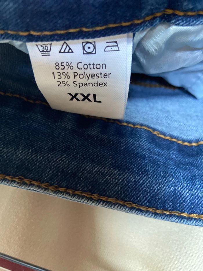 Jeans neuf - photo numéro 3