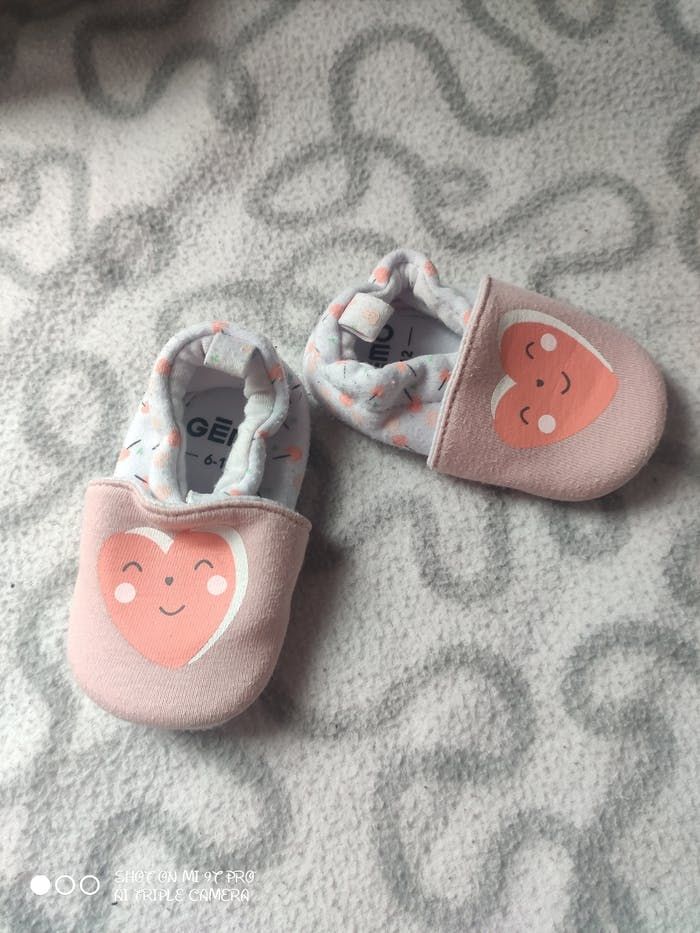 Chaussures bébé - photo numéro 1