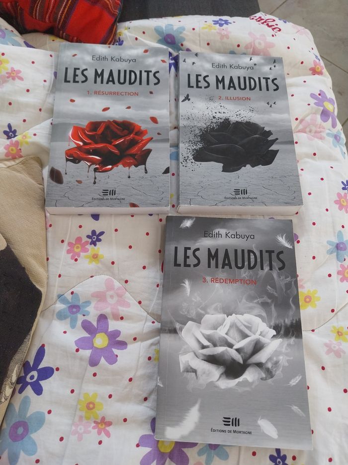 Romans Trilogie Les Maudits tomes 1 à 3 Édith Kabuya - photo numéro 1