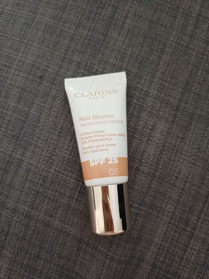 Crème teintée Skin illusion tinted moisturizer 05 de Clarins
