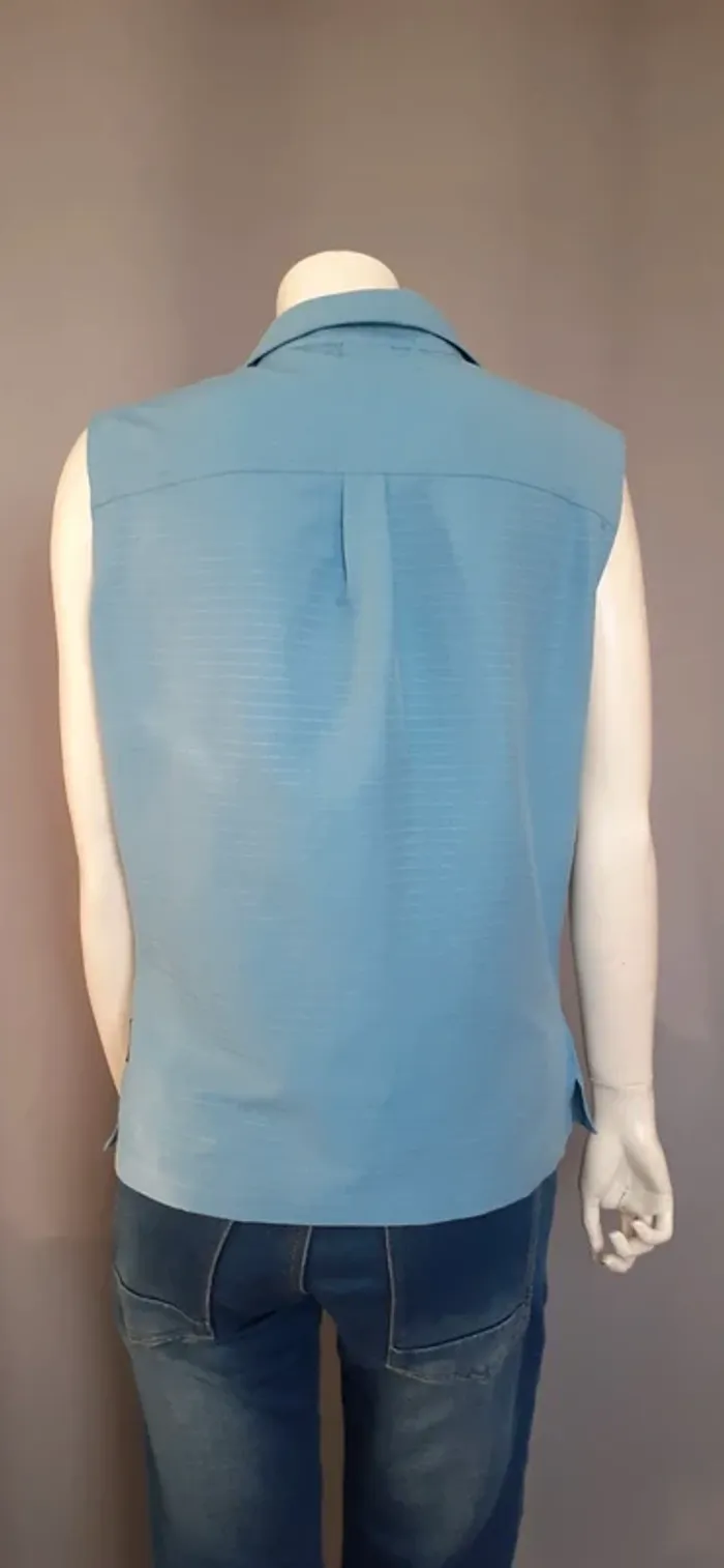 Jolie chemise sans manches - photo numéro 5