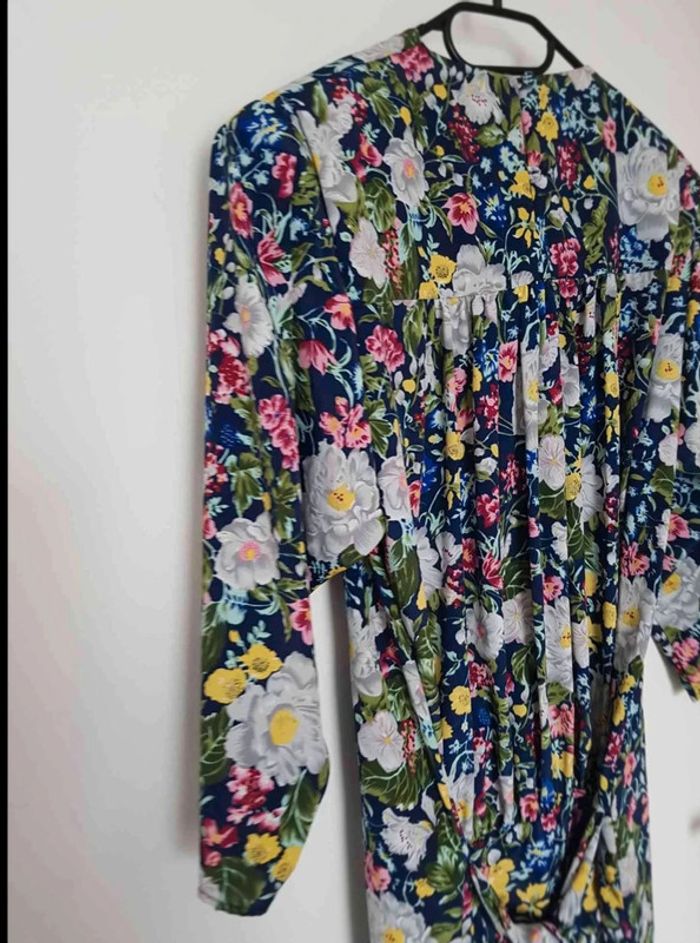 Robe fleurie vintage  taille  40 42 - photo numéro 9