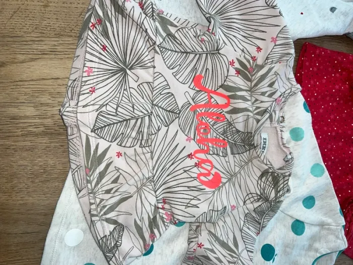 Lot bébé fille 12 mois 🍭 - photo numéro 3