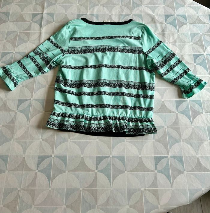T shirt femme 2XL / 44 - en très bon état - photo numéro 3