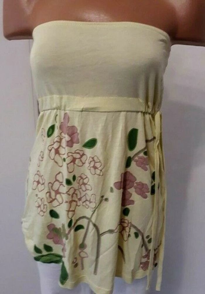 Beau haut jaune fleuris forme bustier Chillytime T: 36 - photo numéro 4