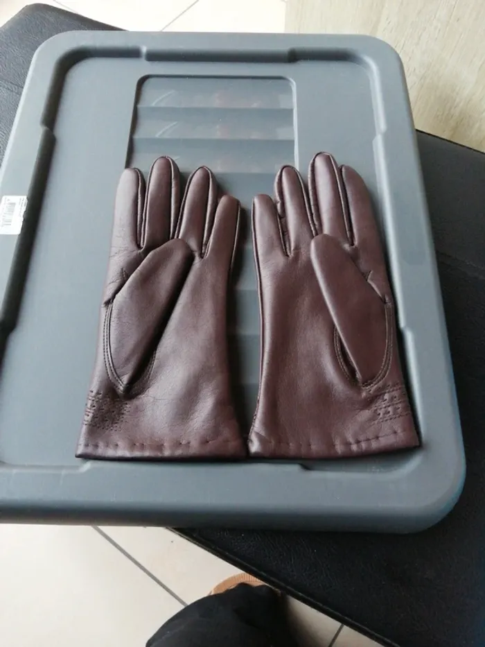 Paire de gants - photo numéro 2