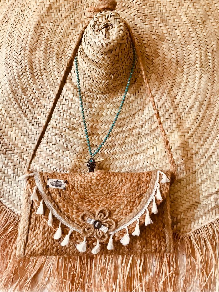 Sac a bandoulière en jute et dentelle pompons coton neuf 🌸