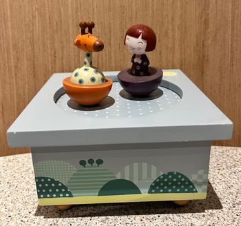 Boîte à musique magnétique Ninon Trousselier