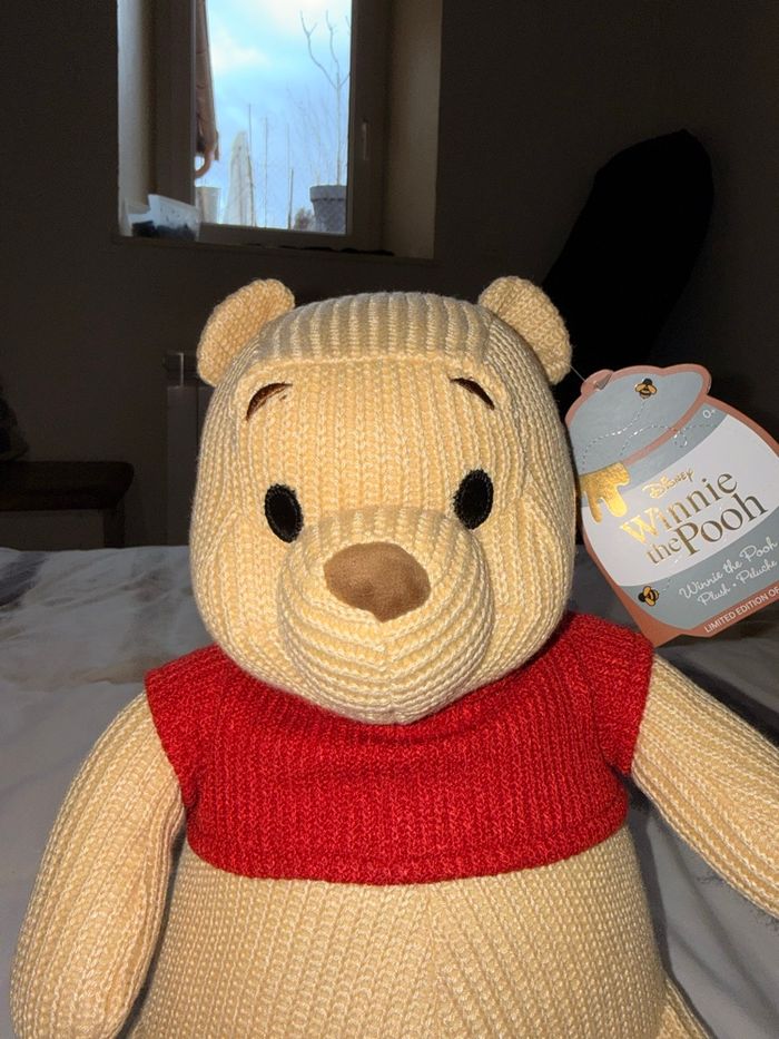 Peluche Winnie l’Ourson tricot - Édition limitée 7500 ex - 60 ans + clé Disney - photo numéro 4