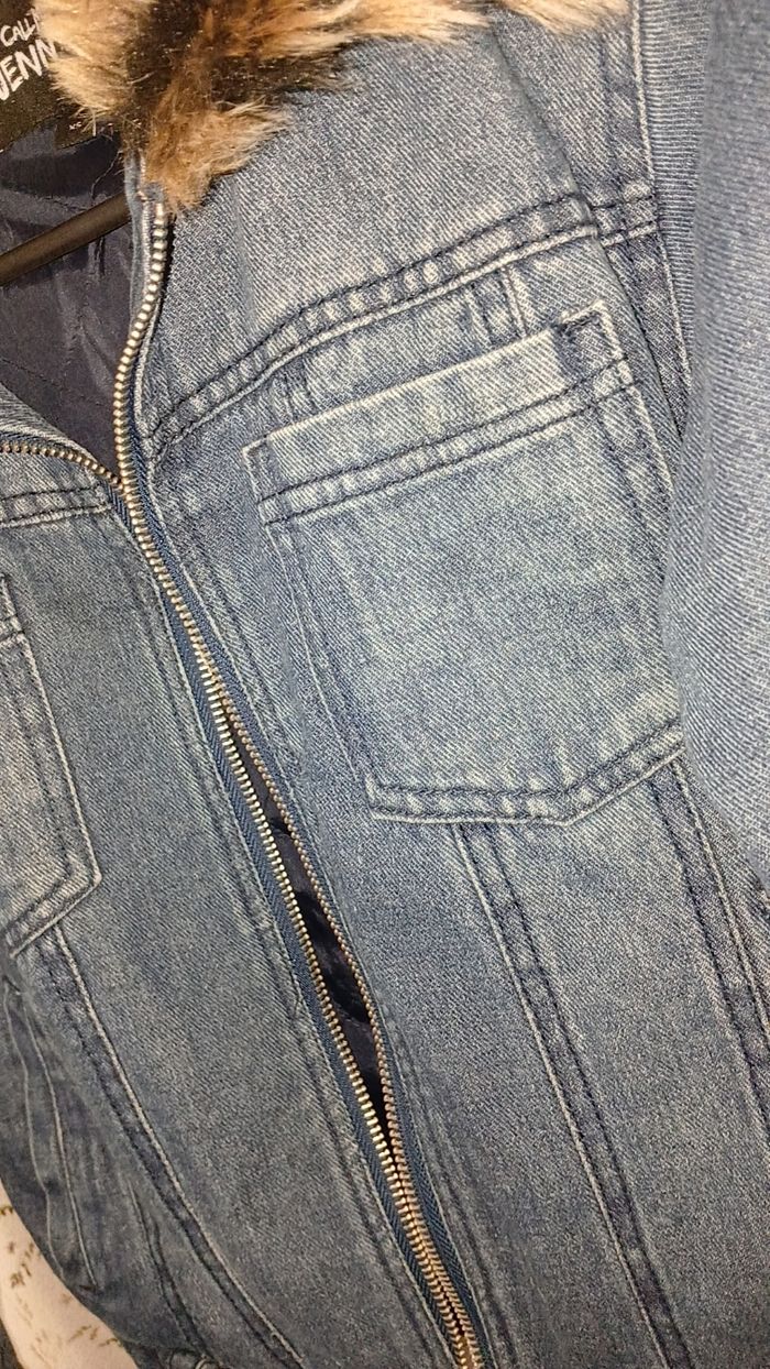 Blouson jean et fourrure - photo numéro 3