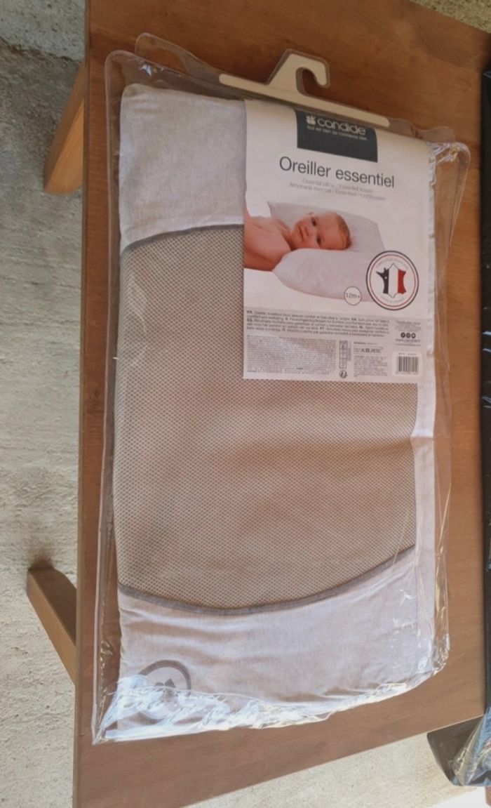 Coussin  candide moelleux incliné