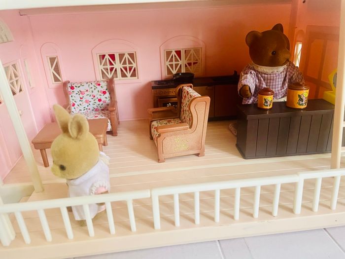 Poste de Malinville - Sylvanian Families - photo numéro 2