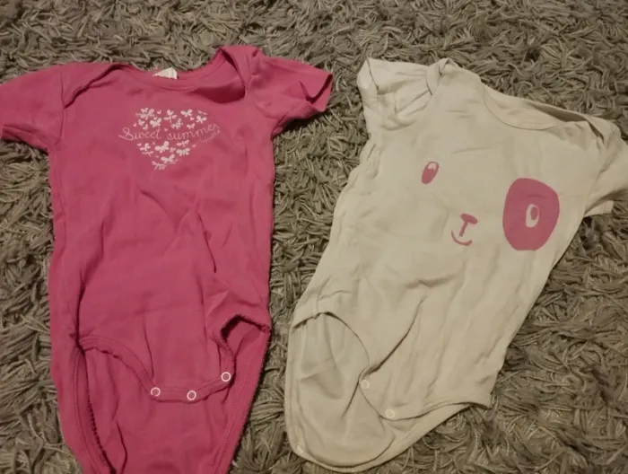 3 bodies 2 ans - photo numéro 2