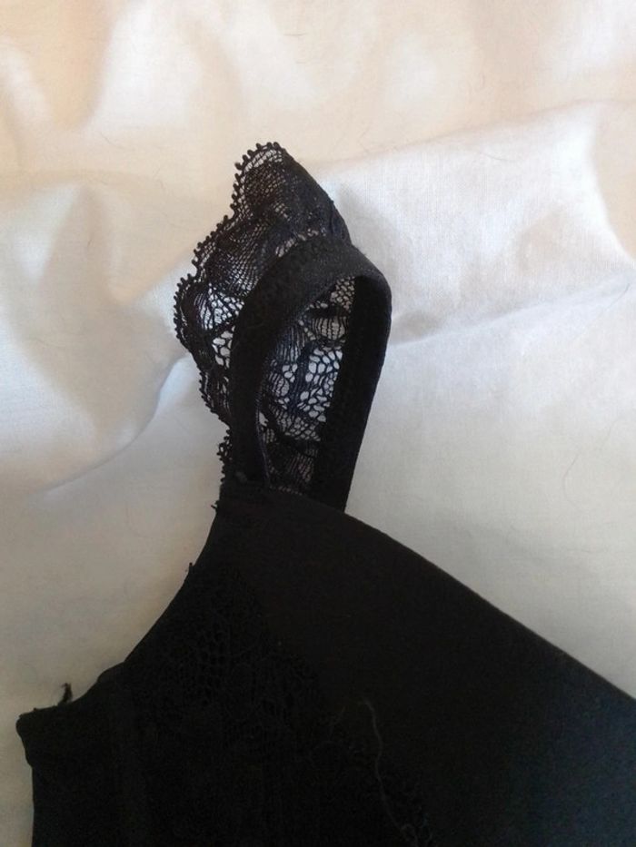 Guêpière  corset noire et bas vert foncé - photo numéro 4